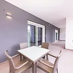 Vitto Luxury Апартаменты